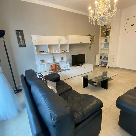 Apartment At The Beach Blu Bijou Centro E Spiagge. *
